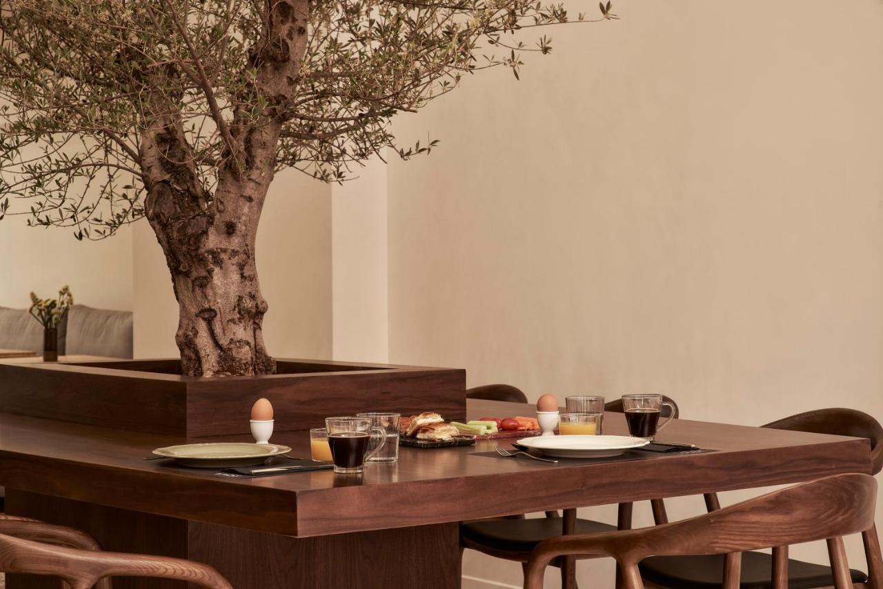 Vasi Hotel Athens Exterior photo